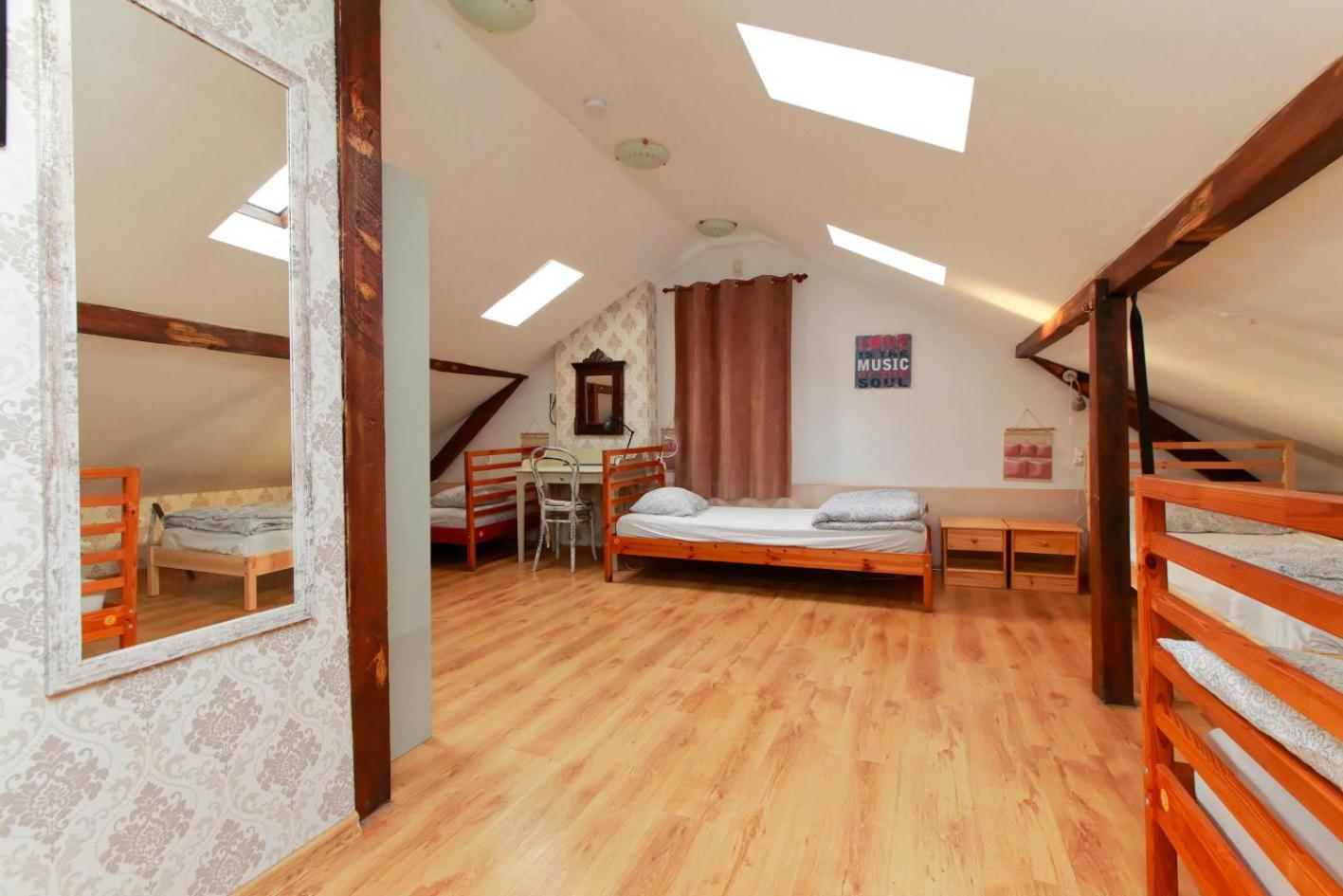Nomado Hostel Varna Extérieur photo