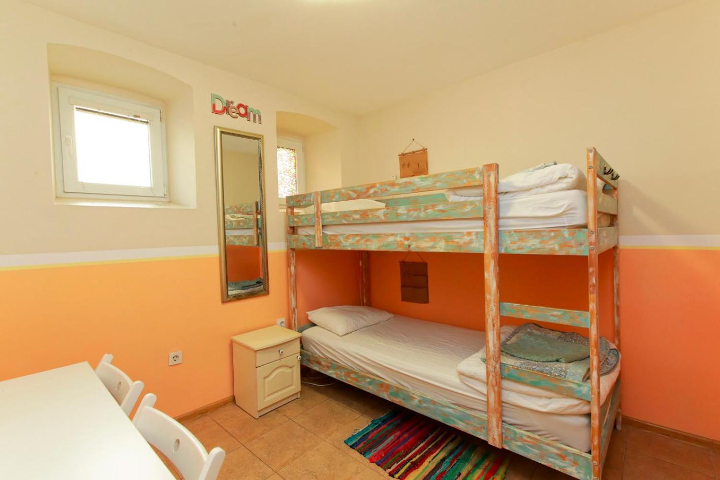 Nomado Hostel Varna Extérieur photo